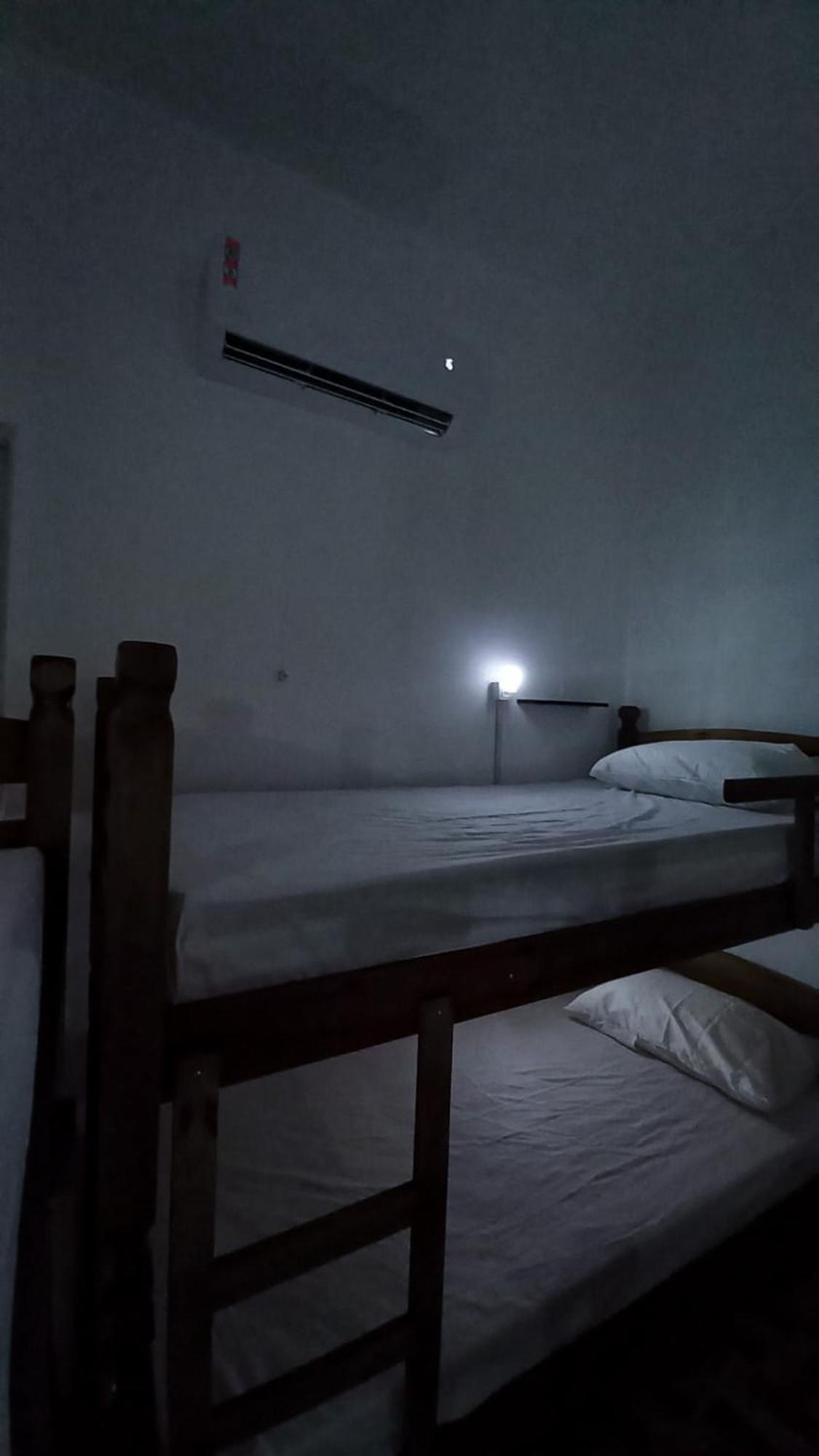 Yolo Hostel โจเอาเปสโซอา ภายนอก รูปภาพ