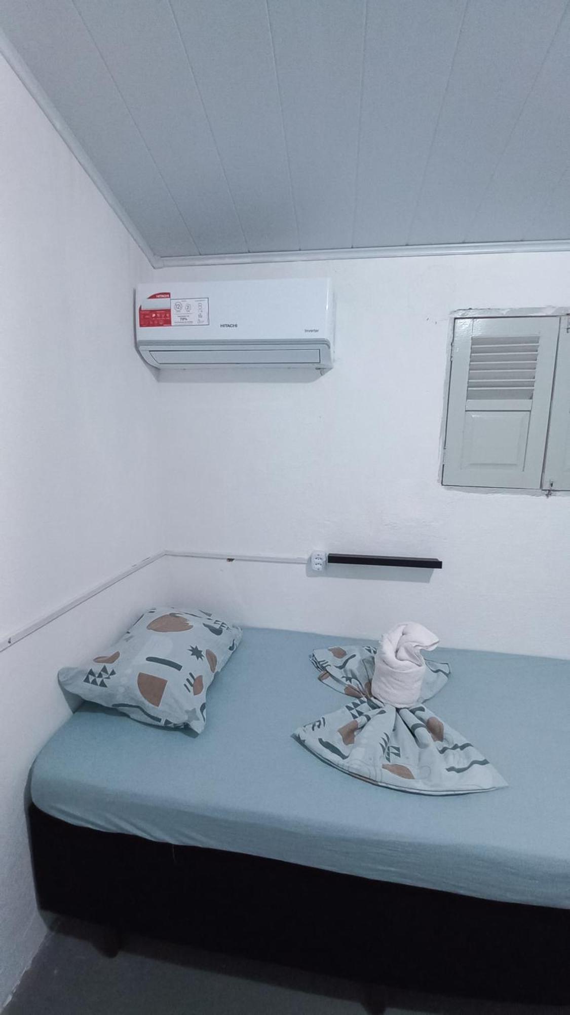 Yolo Hostel โจเอาเปสโซอา ภายนอก รูปภาพ